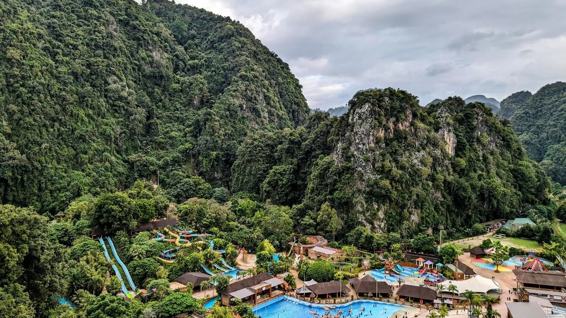 Amazing Views & Eco Friendly Luxury Onsen Suites, Lost World Of Tambun Ίπο